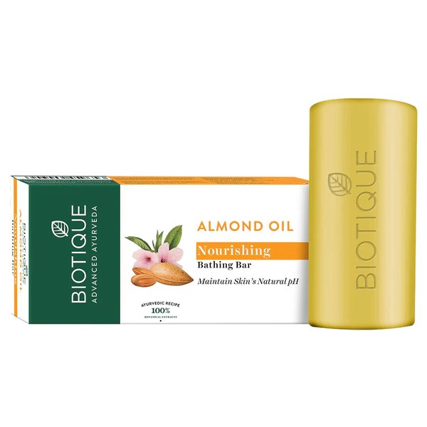 Biotique - Bathing Bar - Almond oil nourishing bathing bar 150g